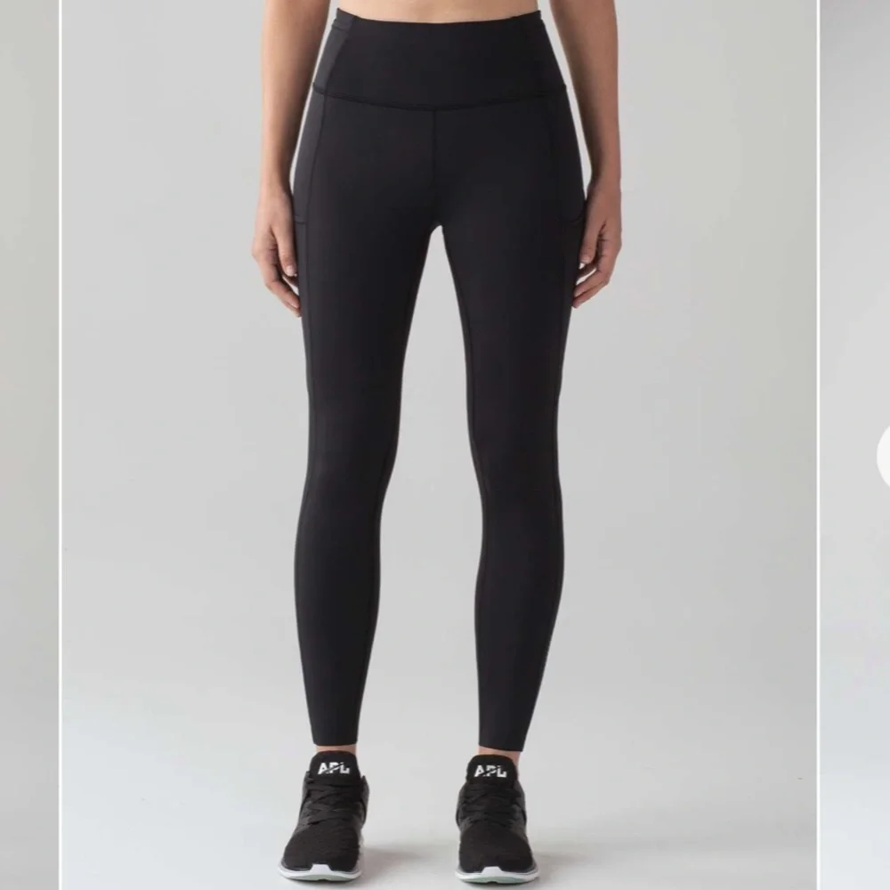 Lululemon Fast & Free 7/8 Tight II *Nulux 25